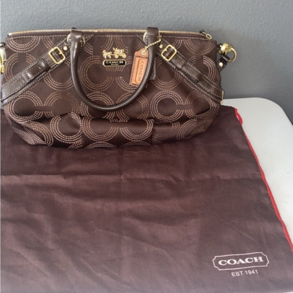Couch purse with dust cover medium sized
